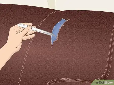 Imagen titulada Repair a Faux Leather Sofa Step 15