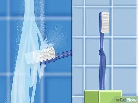 Imagen titulada Soften a Toothbrush Step 5