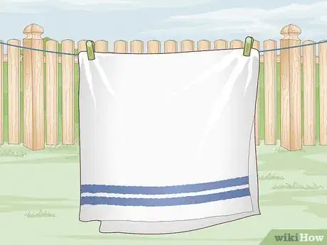 Imagen titulada Dry Clothes Outside Step 12