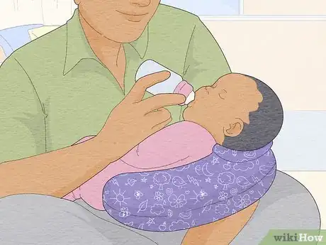 Imagen titulada Use a Breast Feeding Pillow Step 7