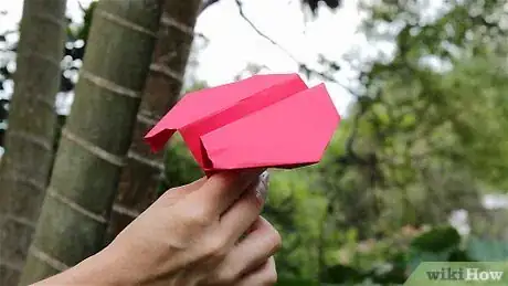 Imagen titulada Make a Boomerang Paper Airplane Step 22