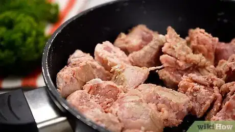 Imagen titulada Thicken Beef Stew Step 1