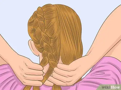 Imagen titulada French Braid Short Hair Step 21