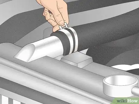 Imagen titulada Fix a Water Pump in a Vehicle Step 21