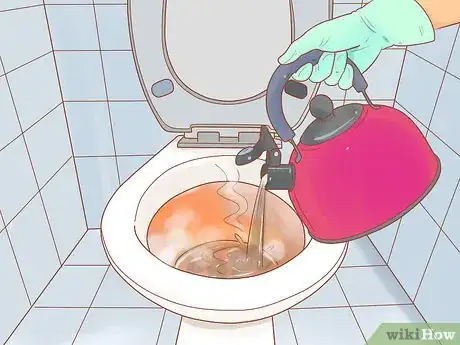 Imagen titulada Unclog a Toilet with Baking Soda Step 2