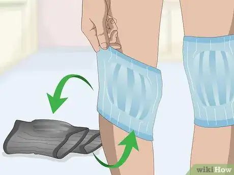 Imagen titulada Wash Knee Pads Step 15