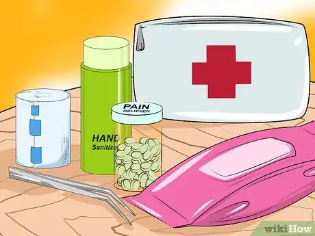 Imagen titulada Make an Emergency Kit for Teenage Girls Step 10