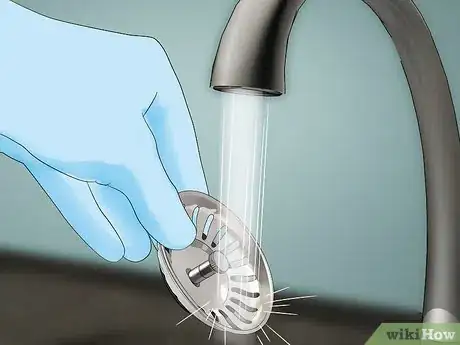 Imagen titulada Clean a Smelly Drain Step 7