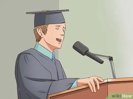 Imagen titulada Add Humor to a Graduation Speech Step 9