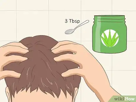 Imagen titulada Use Aloe Vera Gel on Your Hair Step 5