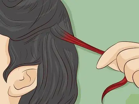 Imagen titulada Get Red Highlights in Black Hair Step 1