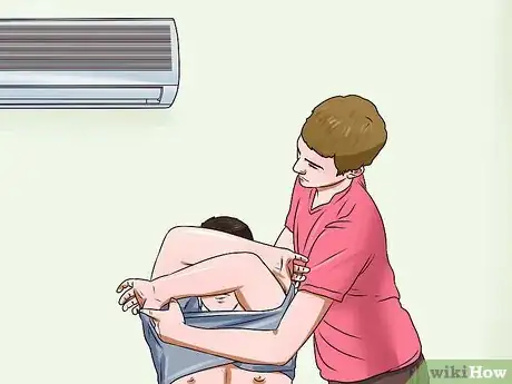 Imagen titulada Save the Life of a Person Suffering Heat Stroke Step 12