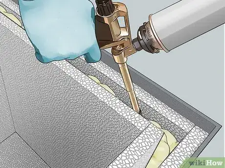 Imagen titulada Make a Cooler from Insulating Material Step 10