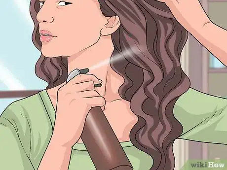 Imagen titulada Get Curls to Stay Step 5