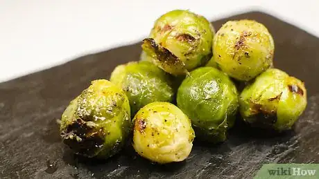 Imagen titulada Grill Brussel Sprouts Step 12