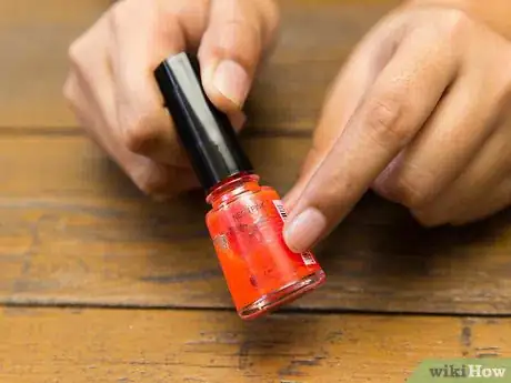 Imagen titulada Make a Temporary Tattoo with Nail Polish Step 1