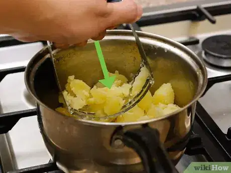 Imagen titulada Cook Mashed Potatoes Step 19