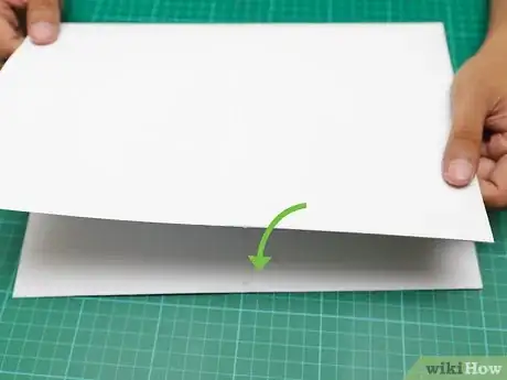 Imagen titulada Make a Paper Folder Step 14