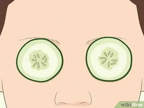 Imagen titulada Fix Asymmetrical Eyes Step 11