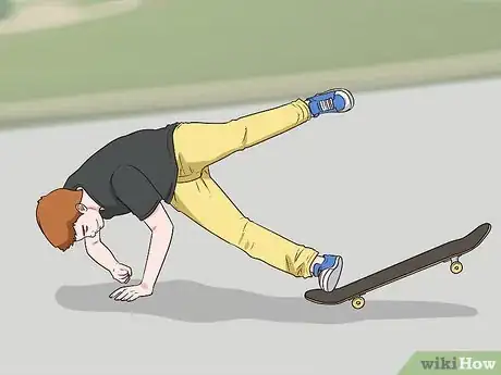 Imagen titulada Stop a Skateboard Step 5