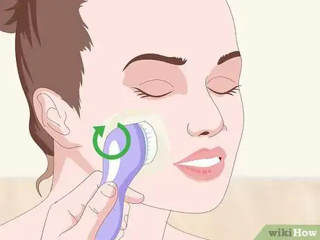 Imagen titulada Use a Facial Brush Step 4