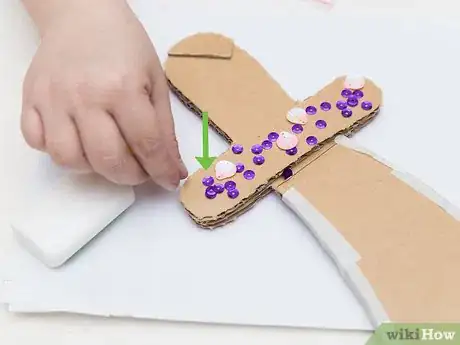 Imagen titulada Make a Cardboard Sword Step 10