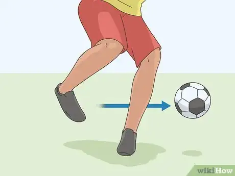 Imagen titulada Be Good at Soccer Step 13