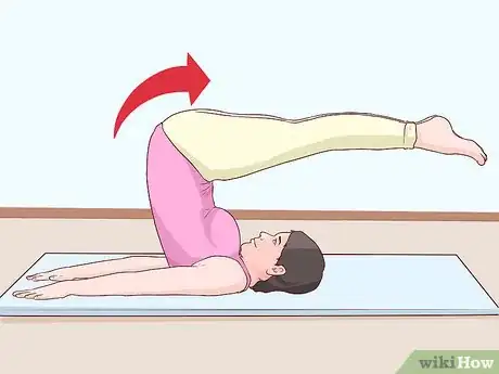 Imagen titulada Do the Corkscrew in Pilates Step 6