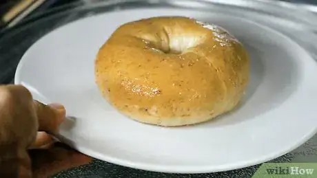 Imagen titulada Make a Frozen Bagel Taste Freshly Baked Step 14