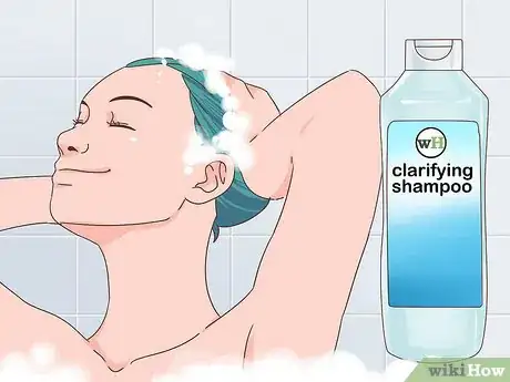 Imagen titulada Remove Blue or Green Hair Dye from Hair Without Bleaching Step 5