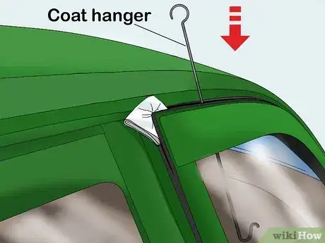 Imagen titulada Use a Coat Hanger to Break Into a Car Step 9