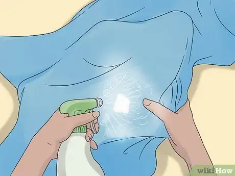 Imagen titulada Get Super Glue Out of Clothes Step 11