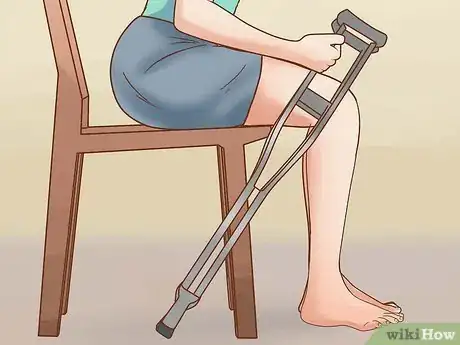 Imagen titulada Hold and Use a Cane Correctly Step 11