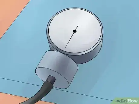 Imagen titulada Check Your Blood Pressure with a Sphygmomanometer Step 6