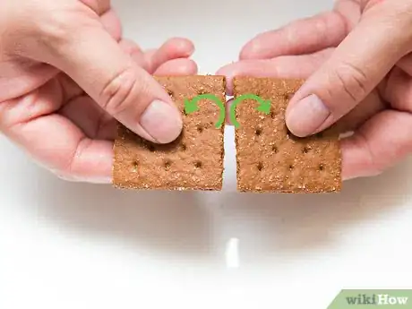 Imagen titulada Make a S'more Step 10