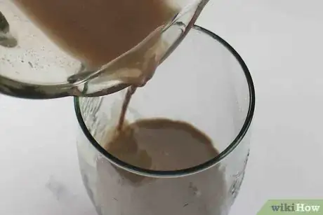 Imagen titulada Make a Hot Chocolate Milkshake Step 6