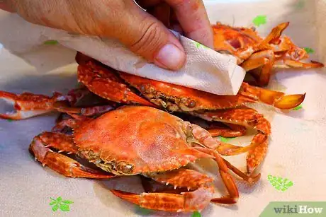 Imagen titulada Cook Blue Crabs Step 9