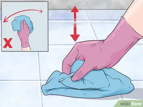 Imagen titulada Get Hair Dye Stain out of Linoleum Step 1