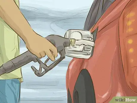 Imagen titulada Pump Your Own Gas Step 4