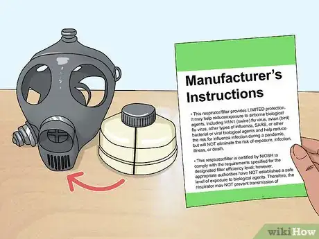 Imagen titulada Wear a Gas Mask Step 3