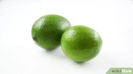 Imagen titulada Juice a Lime Step 7