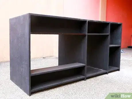 Imagen titulada Paint Furniture Black Step 6