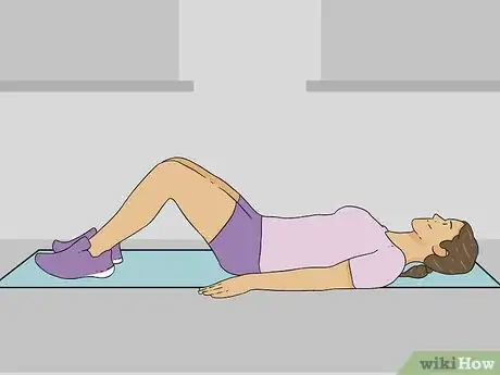 Imagen titulada Do an Oblique Sit Up Step 2