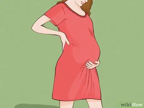 Imagen titulada Dress for When You’re in Labor Step 1