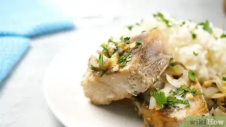 Imagen titulada Cook Steamed Fish Step 5