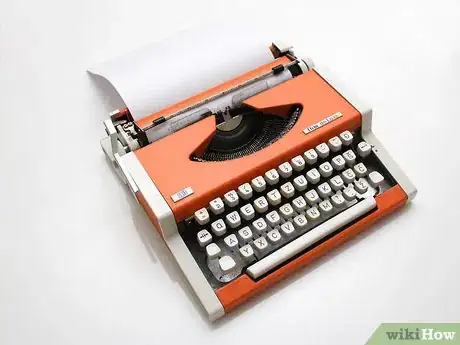 Imagen titulada Type on a Typewriter Step 15