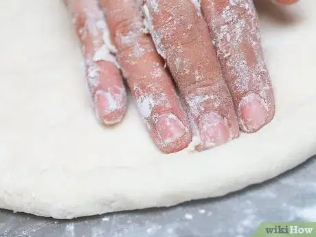 Imagen titulada Toss Pizza Dough Step 11