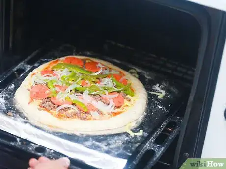 Imagen titulada Make Pizza from Scratch Step 27