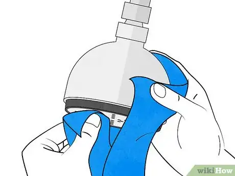 Imagen titulada Clean the Showerhead with Vinegar Step 19