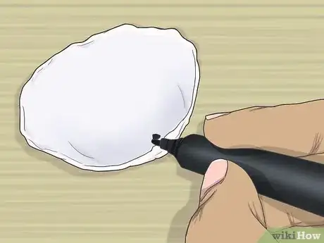 Imagen titulada Drill a Hole in a Seashell (Without a Drill) Step 2